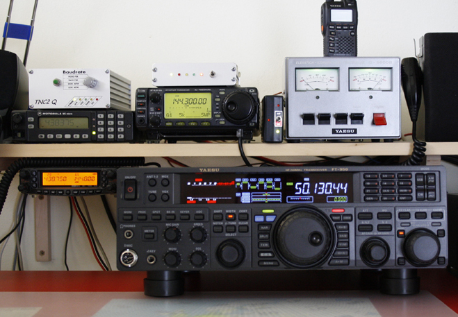 Yaesu FT-950